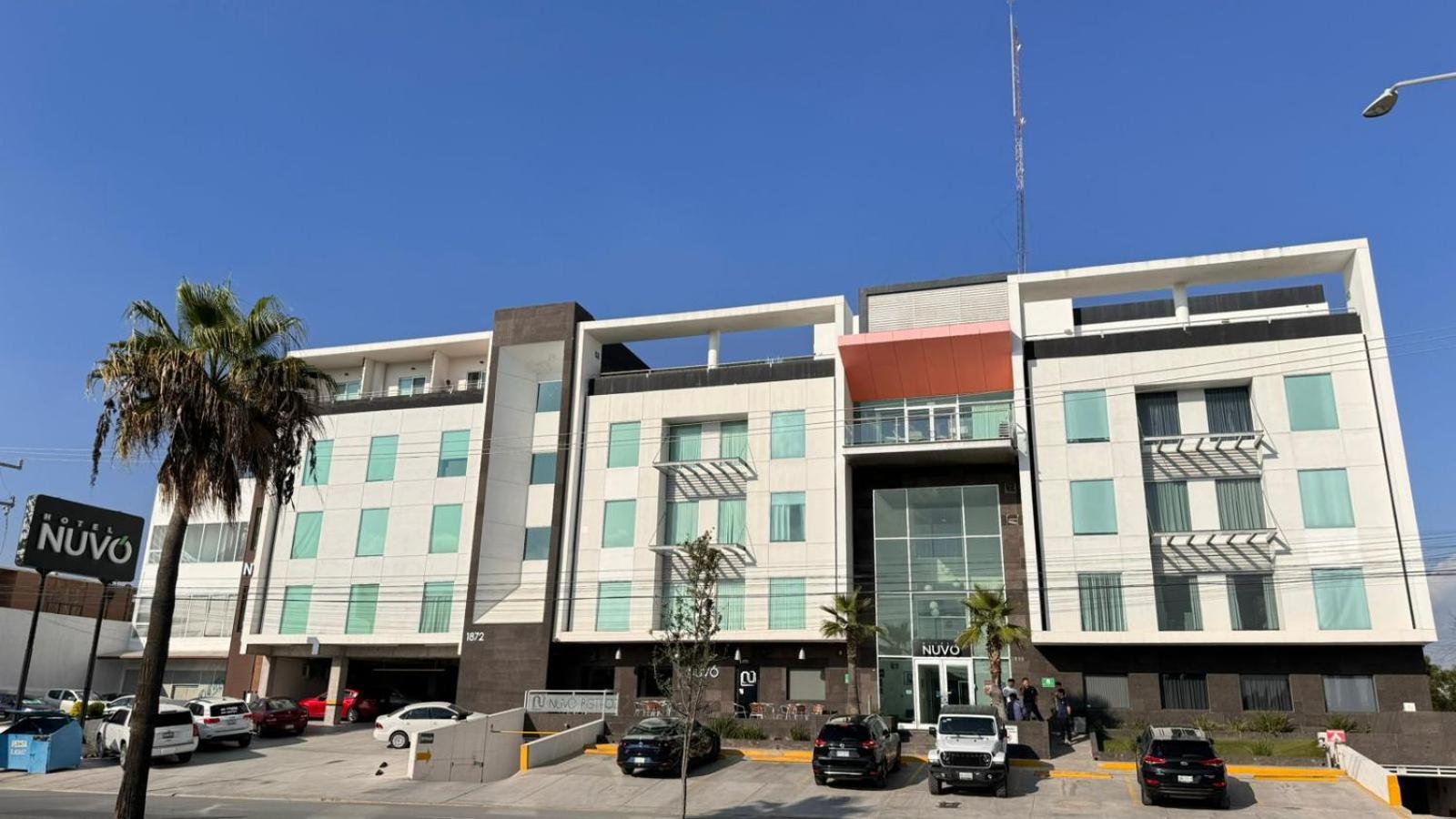 Hotel Nuvo Saltillo Exteriör bild