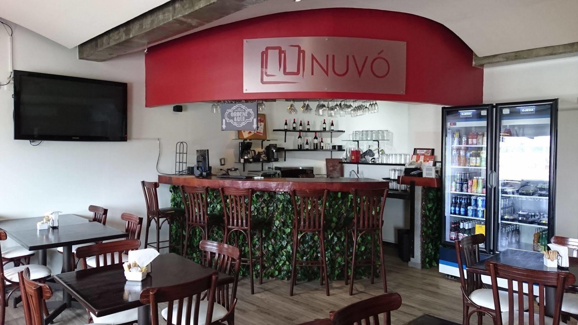Hotel Nuvo Saltillo Exteriör bild